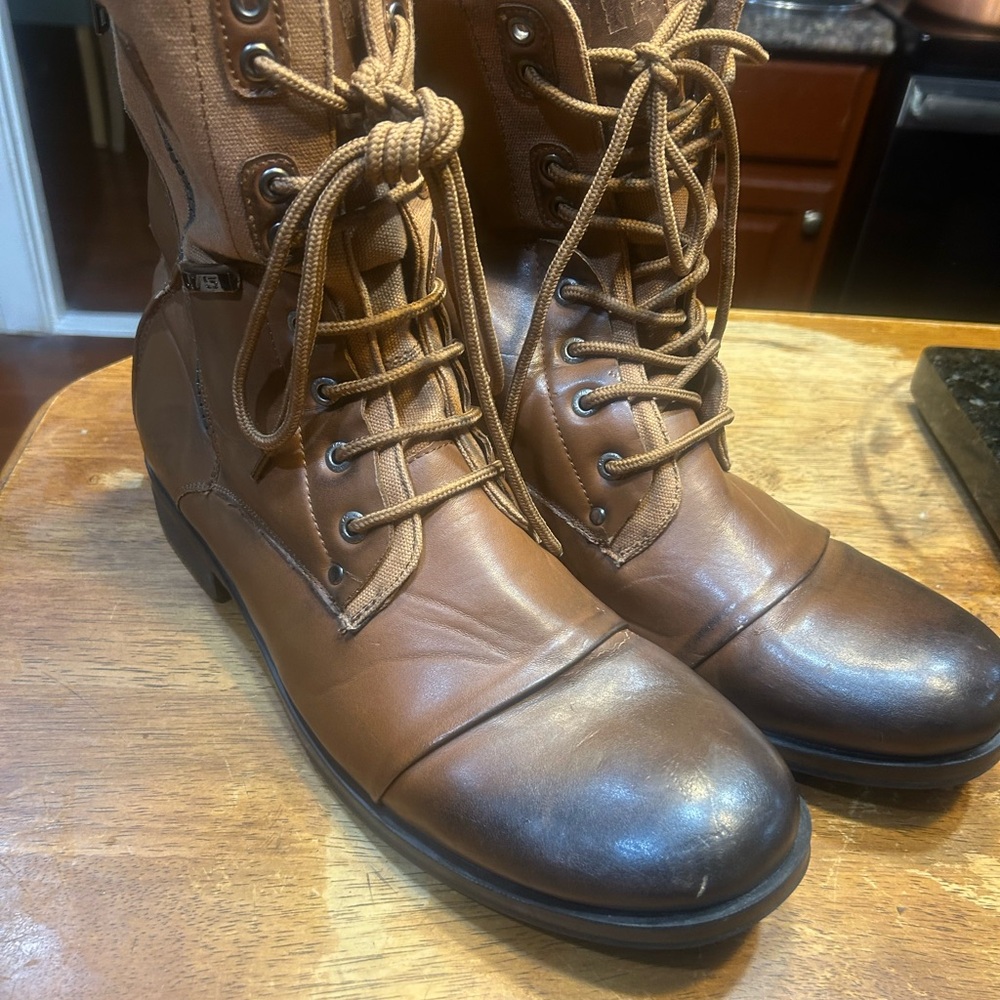 Men's Brown Leather Boots:J75 jump boots:12 good condition